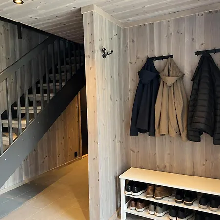 Tatil Evi New Spacious Mountain With Sauna, Geilo Holo