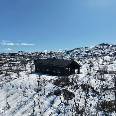 New Spacious Mountain With Sauna, Geilo *